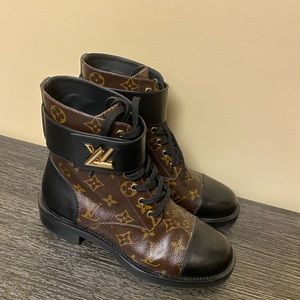 Louis Vuitton Boots women’s size 8